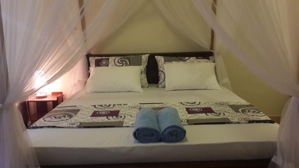 Golden Beach Rest Hotel Tangalle Zewnętrze zdjęcie