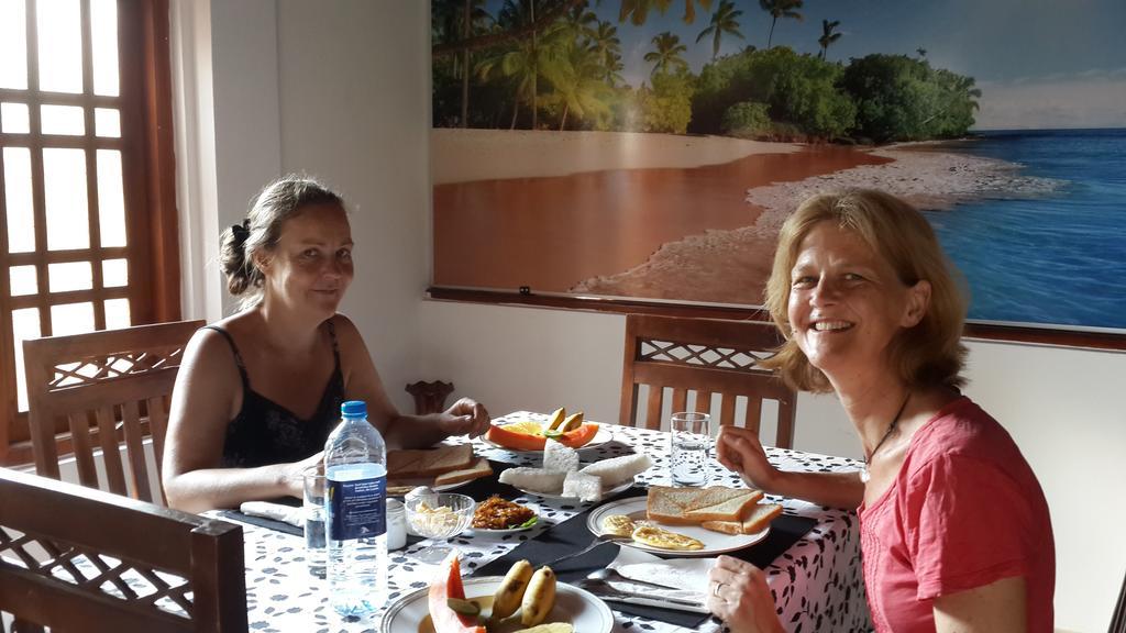 Golden Beach Rest Hotel Tangalle Zewnętrze zdjęcie